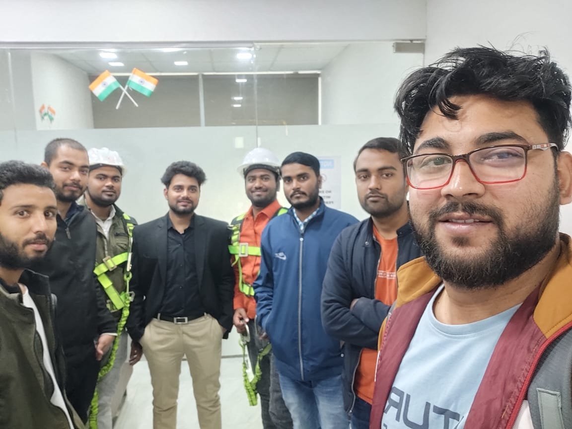 Group of technical students and trainers
